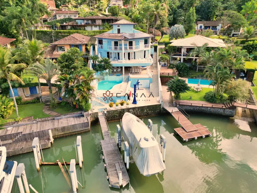 Casa de Condomínio com 7 quartos à venda, 800m2 em Portogalo, Angra Dos Reis - RJ - imagem 7 Foto 7 de Casa de Condomínio com 7 quartos à venda, 800m2 em Portogalo, Angra Dos Reis - RJ