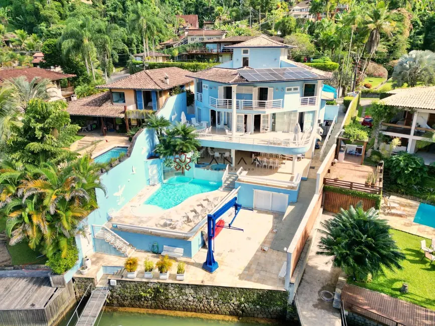 Casa de Condomínio com 7 quartos à venda, 800m2 em Portogalo, Angra Dos Reis - RJ - imagem 8 Foto 8 de Casa de Condomínio com 7 quartos à venda, 800m2 em Portogalo, Angra Dos Reis - RJ