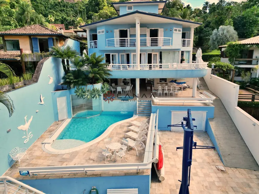 Casa de Condomínio com 7 quartos à venda, 800m2 em Portogalo, Angra Dos Reis - RJ - imagem 6 Foto 6 de Casa de Condomínio com 7 quartos à venda, 800m2 em Portogalo, Angra Dos Reis - RJ