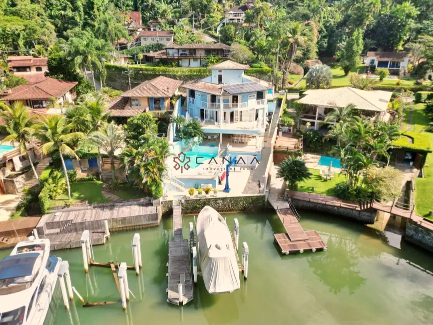 Casa de Condomínio com 7 quartos à venda, 800m2 em Portogalo, Angra Dos Reis - RJ - imagem 9 Foto 9 de Casa de Condomínio com 7 quartos à venda, 800m2 em Portogalo, Angra Dos Reis - RJ