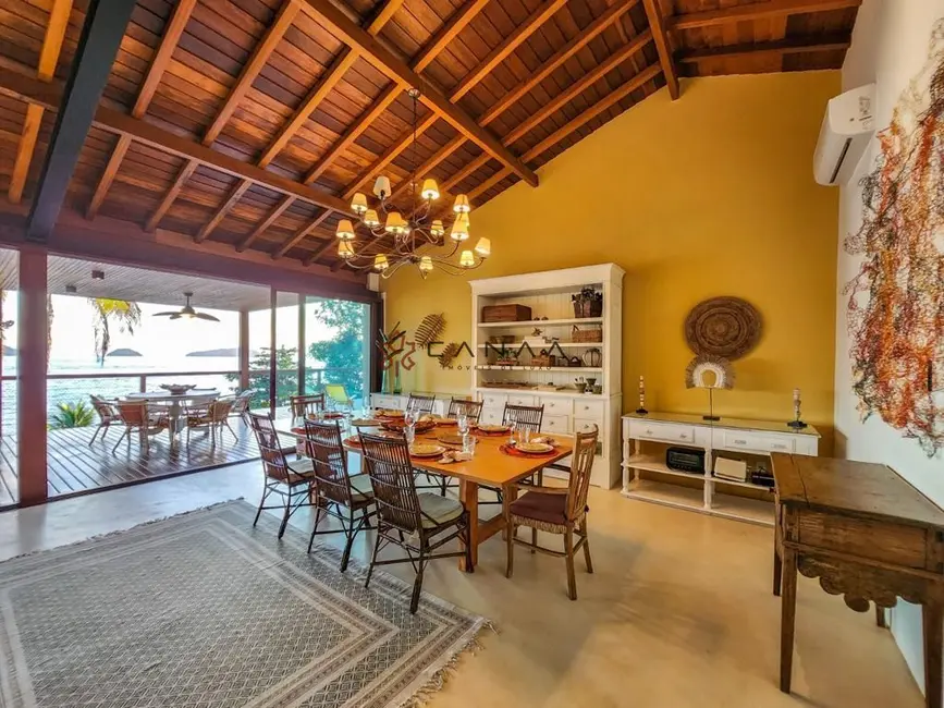 Casa com 10 quartos para alugar, 700m2 em Vila Velha, Angra Dos Reis - RJ - imagem 8 Foto 8 de Casa com 10 quartos para alugar, 700m2 em Vila Velha, Angra Dos Reis - RJ