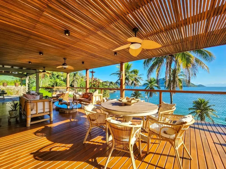 Casa com 10 quartos para alugar, 700m2 em Vila Velha, Angra Dos Reis - RJ - imagem 3 Foto 3 de Casa com 10 quartos para alugar, 700m2 em Vila Velha, Angra Dos Reis - RJ