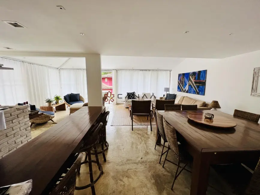 Foto 5 de Casa de Condomínio com 5 quartos à venda, 250m2 em Retiro (Cunhambebe), Angra Dos Reis - RJ