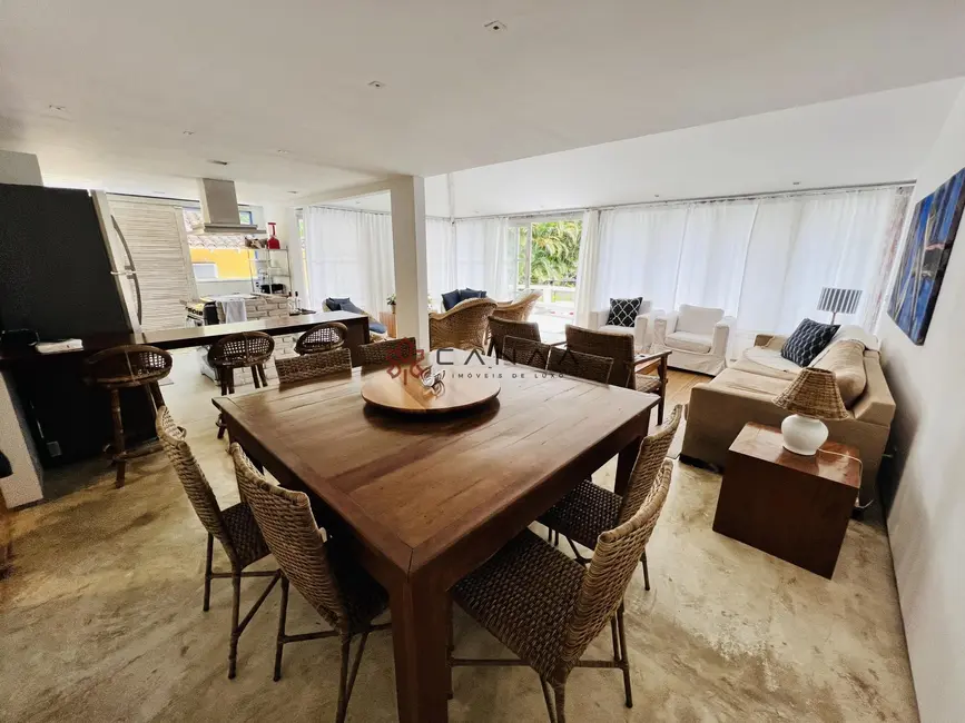 Foto 7 de Casa de Condomínio com 5 quartos à venda, 250m2 em Retiro (Cunhambebe), Angra Dos Reis - RJ