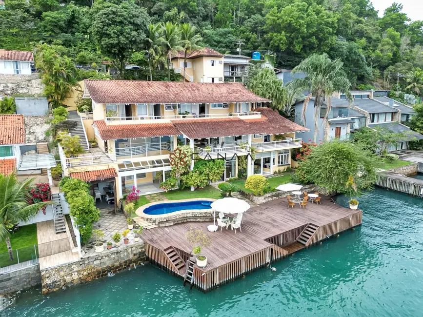 Foto 1 de Casa de Condomínio com 6 quartos à venda, 1000m2 em Portogalo, Angra Dos Reis - RJ