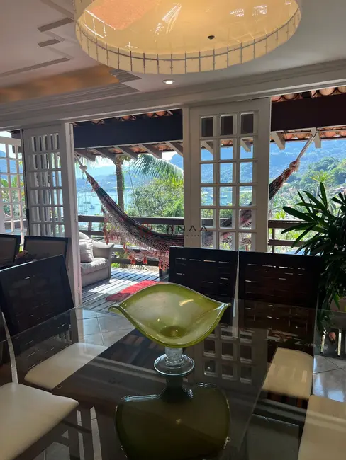 Casa de Condomínio com 5 quartos à venda, 300m2 em Marinas, Angra Dos Reis - RJ - imagem 7 Foto 7 de Casa de Condomínio com 5 quartos à venda, 300m2 em Marinas, Angra Dos Reis - RJ