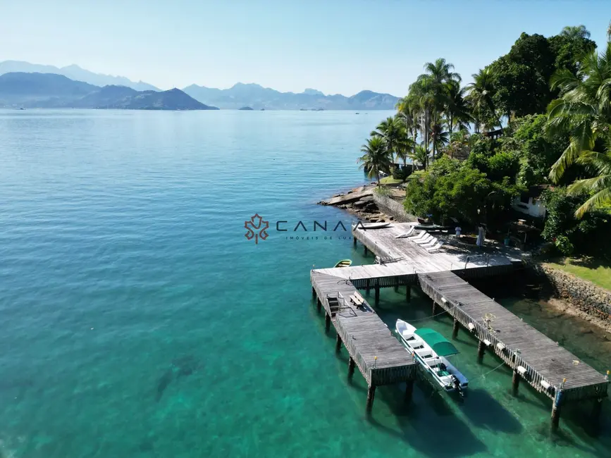 Casa com 4 quartos para alugar, 200m2 em Angra Dos Reis - RJ - imagem 6 Foto 6 de Casa com 4 quartos para alugar, 200m2 em Angra Dos Reis - RJ