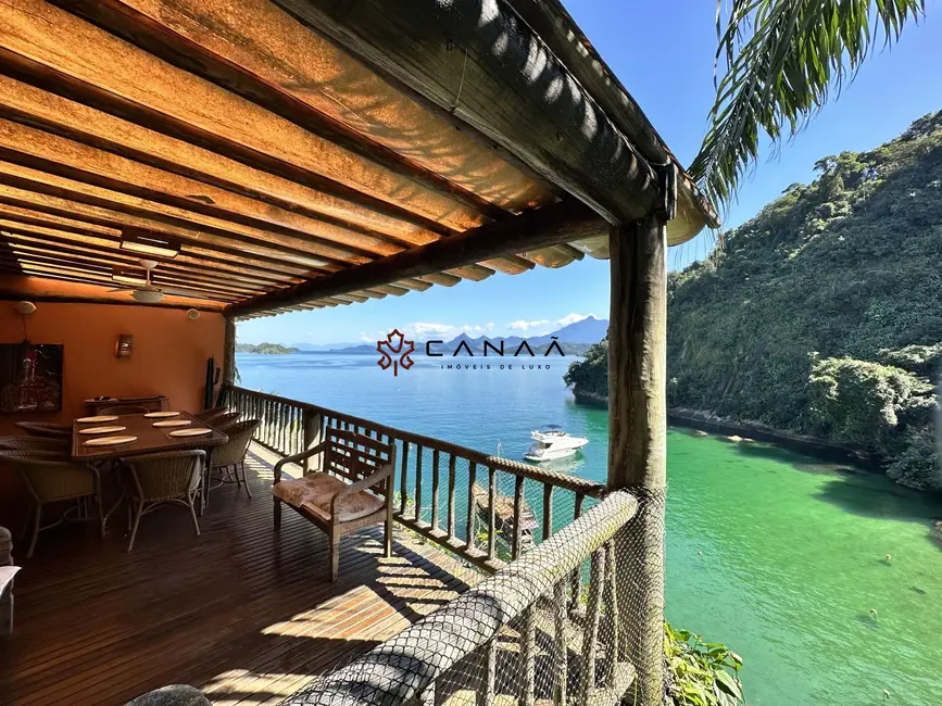 Foto 1 de Casa de Condomínio com 4 quartos à venda, 200m2 em Pontal (Cunhambebe), Angra Dos Reis - RJ