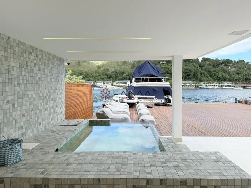 Foto 6 de Casa de Condomínio com 4 quartos à venda, 250m2 em Pontal (Cunhambebe), Angra Dos Reis - RJ