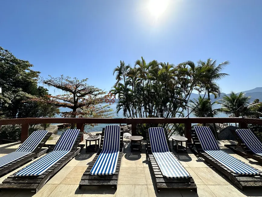 Foto 3 de Casa com 10 quartos à venda, 2800m2 em Ponta Leste, Angra Dos Reis - RJ