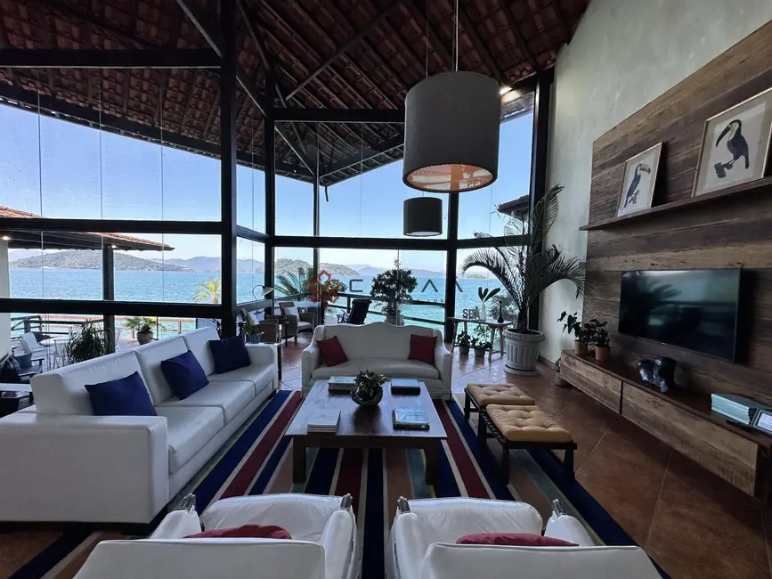 Foto 9 de Casa de Condomínio com 5 quartos à venda, 350m2 em Frade (Cunhambebe), Angra Dos Reis - RJ