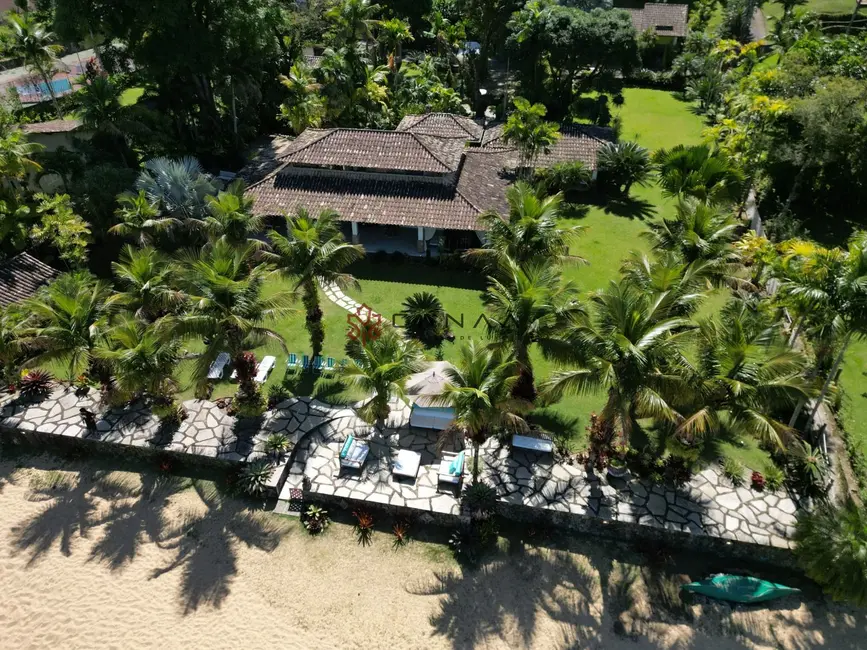 Foto 9 de Casa de Condomínio com 7 quartos à venda, 600m2 em Praia Vermelha (Mambucaba), Angra Dos Reis - RJ