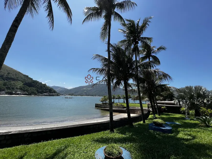 Casa com 21 quartos à venda, 1400m2 em Mangaratiba - RJ - imagem 9 Foto 9 de Casa com 21 quartos à venda, 1400m2 em Mangaratiba - RJ