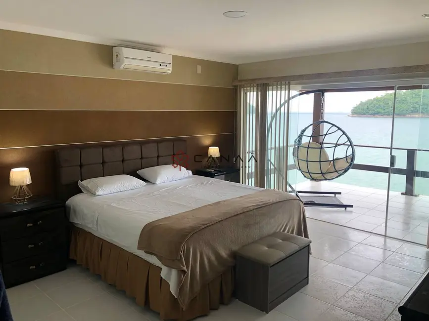 Foto 9 de Casa de Condomínio com 7 quartos à venda, 820m2 em Mangaratiba - RJ