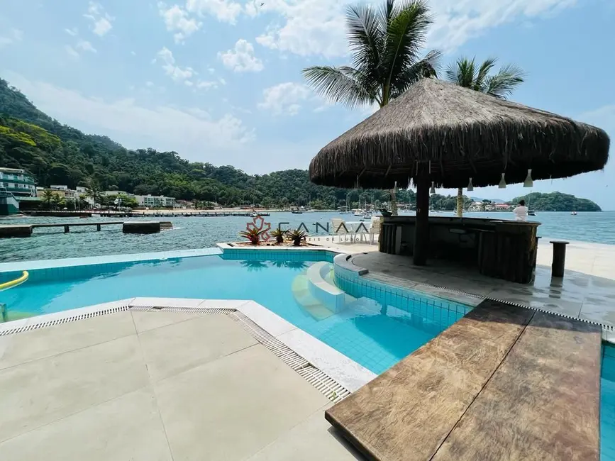 Casa com 6 quartos à venda, 500m2 em Praia Grande, Angra Dos Reis - RJ - imagem 3 Foto 3 de Casa com 6 quartos à venda, 500m2 em Praia Grande, Angra Dos Reis - RJ