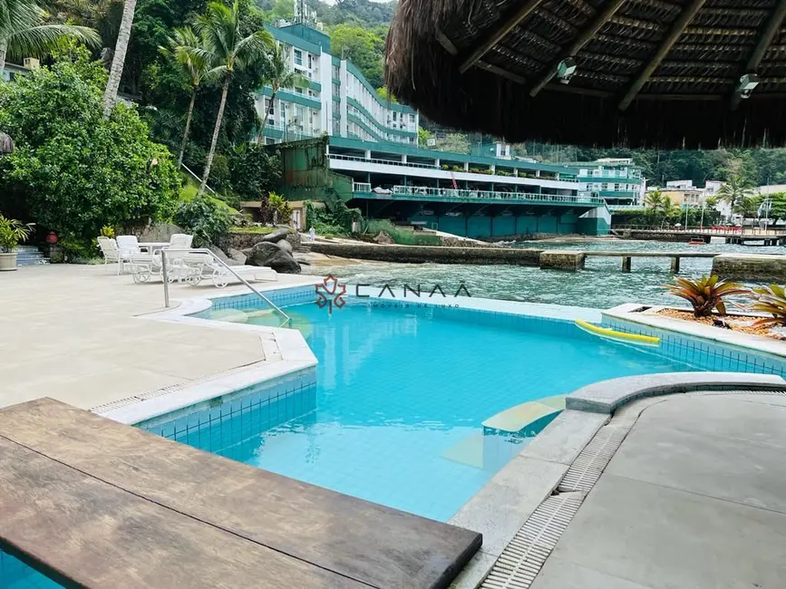 Casa com 6 quartos à venda, 500m2 em Praia Grande, Angra Dos Reis - RJ - imagem 7 Foto 7 de Casa com 6 quartos à venda, 500m2 em Praia Grande, Angra Dos Reis - RJ