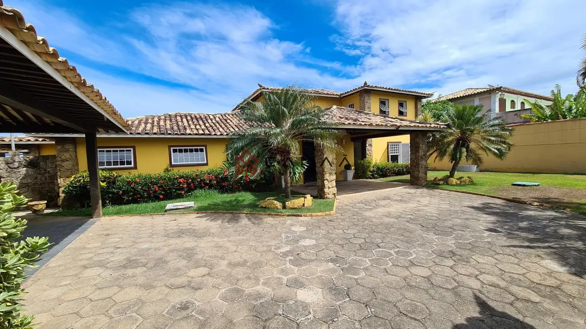Foto 2 de Casa com 4 quartos à venda, 700m2 em Armacao Dos Buzios - RJ