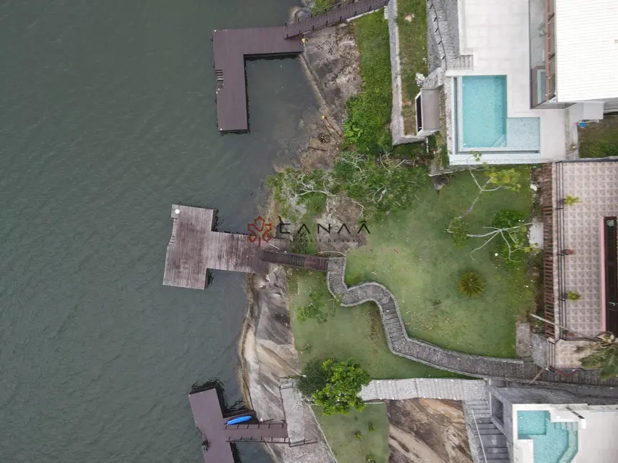 Foto 2 de Casa de Condomínio com 5 quartos à venda, 400m2 em Pontal (Cunhambebe), Angra Dos Reis - RJ