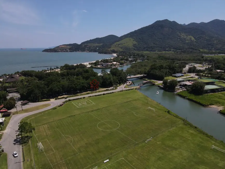 Casa de Condomínio com 5 quartos à venda, 400m2 em Mangaratiba - RJ - imagem 3 Foto 3 de Casa de Condomínio com 5 quartos à venda, 400m2 em Mangaratiba - RJ