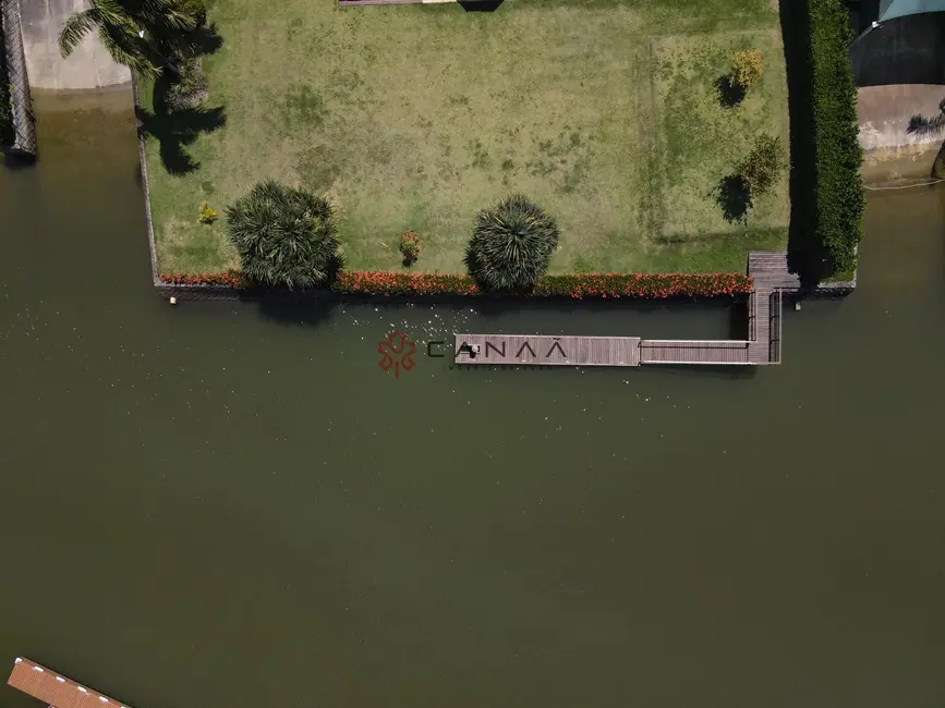 Casa de Condomínio com 5 quartos à venda, 400m2 em Mangaratiba - RJ - imagem 9 Foto 9 de Casa de Condomínio com 5 quartos à venda, 400m2 em Mangaratiba - RJ