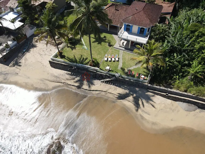 Casa de Condomínio com 4 quartos para alugar, 280m2 em Praia das Goiabas (Mambucaba), Angra Dos Reis - RJ - imagem 6 Foto 6 de Casa de Condomínio com 4 quartos para alugar, 280m2 em Praia das Goiabas (Mambucaba), Angra Dos Reis - RJ