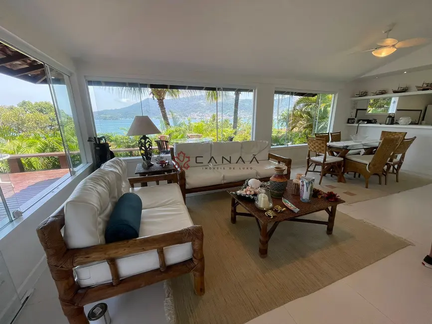 Casa de Condomínio com 4 quartos para alugar, 190m2 em Marinas, Angra Dos Reis - RJ - imagem 8 Foto 8 de Casa de Condomínio com 4 quartos para alugar, 190m2 em Marinas, Angra Dos Reis - RJ