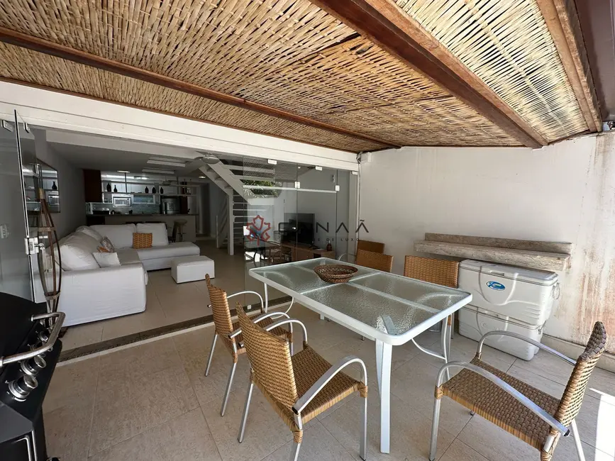 Foto 4 de Casa de Condomínio com 5 quartos à venda, 180m2 em Portogalo, Angra Dos Reis - RJ