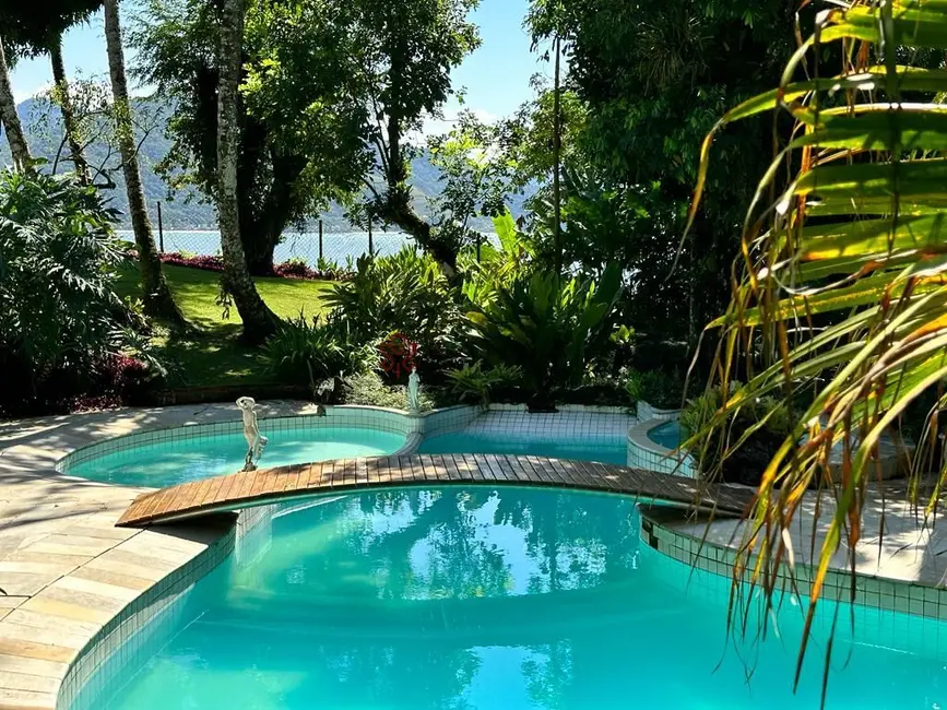 Casa de Condomínio com 8 quartos para alugar, 2000m2 em Mangaratiba - RJ - imagem 2 Foto 2 de Casa de Condomínio com 8 quartos para alugar, 2000m2 em Mangaratiba - RJ