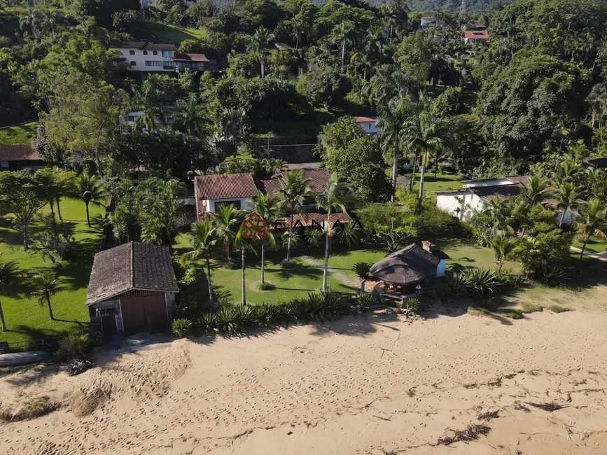 Foto 1 de Casa de Condomínio com 5 quartos à venda, 264m2 em Praia Vermelha (Mambucaba), Angra Dos Reis - RJ