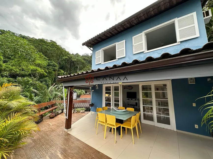 Foto 2 de Casa de Condomínio com 5 quartos à venda, 150m2 em Vila Velha, Angra Dos Reis - RJ