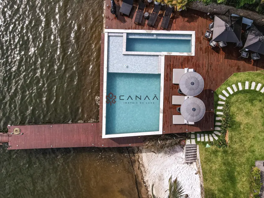 Casa de Condomínio com 6 quartos para alugar, 1000m2 em Itanema (Cunhambebe), Angra Dos Reis - RJ - imagem 3 Foto 3 de Casa de Condomínio com 6 quartos para alugar, 1000m2 em Itanema (Cunhambebe), Angra Dos Reis - RJ