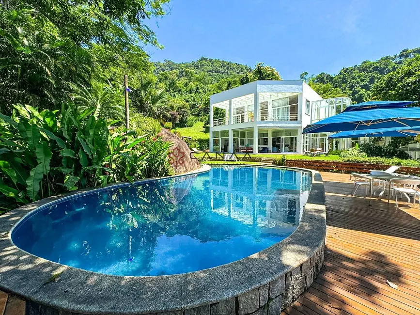 Foto 2 de Casa de Condomínio com 7 quartos à venda, 1000m2 em Mangaratiba - RJ