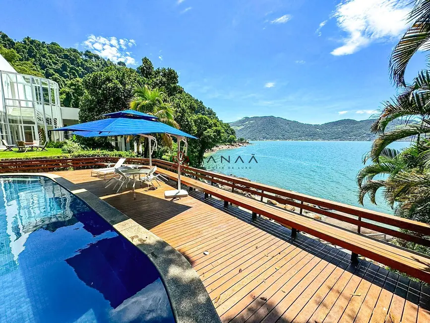 Foto 3 de Casa de Condomínio com 7 quartos à venda, 1000m2 em Mangaratiba - RJ