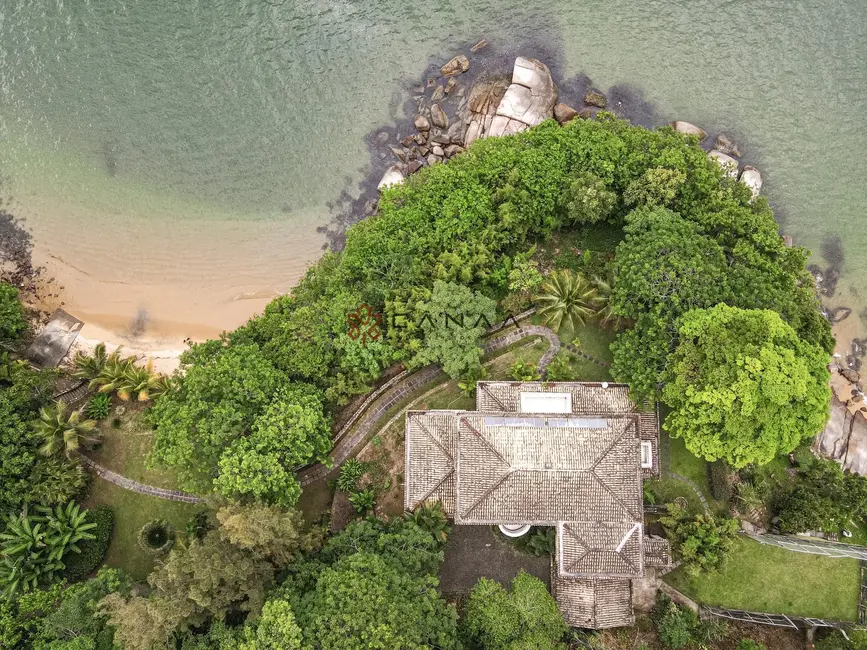 Foto 1 de Casa de Condomínio com 4 quartos à venda, 407m2 em Mangaratiba - RJ