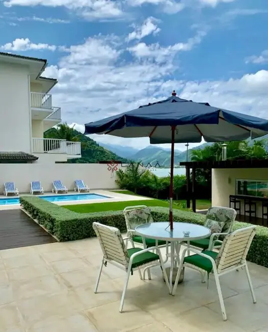 Casa de Condomínio com 5 quartos à venda, 700m2 em Mangaratiba - RJ - imagem 4 Foto 4 de Casa de Condomínio com 5 quartos à venda, 700m2 em Mangaratiba - RJ