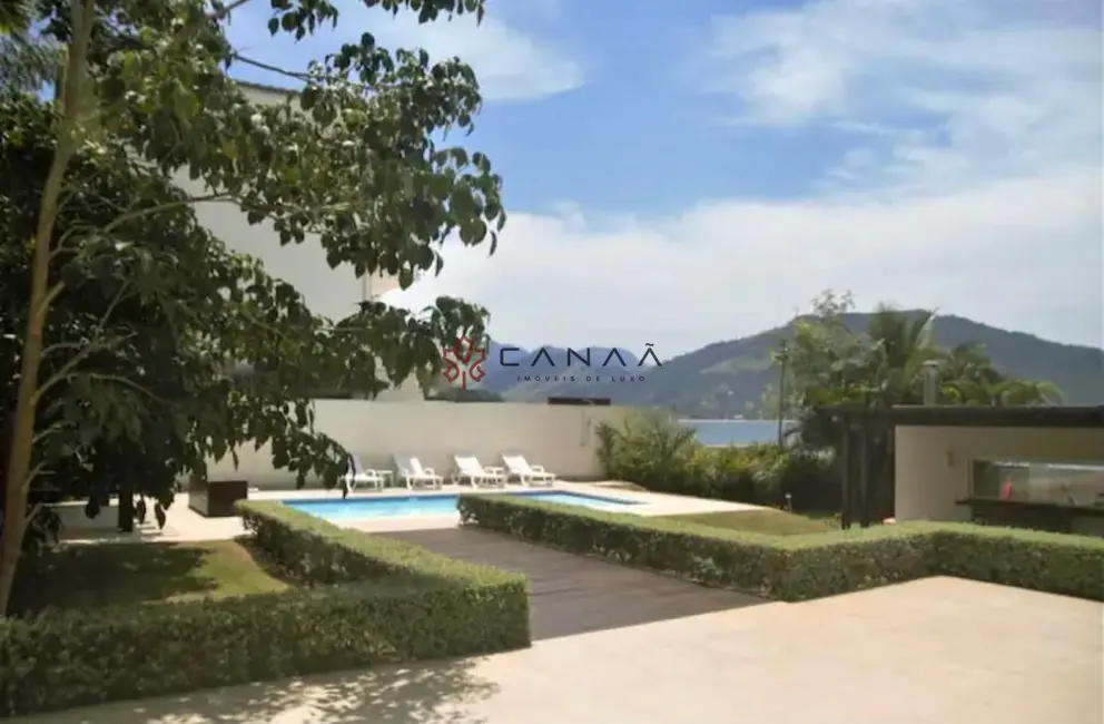 Casa de Condomínio com 5 quartos à venda, 700m2 em Mangaratiba - RJ - imagem 6 Foto 6 de Casa de Condomínio com 5 quartos à venda, 700m2 em Mangaratiba - RJ