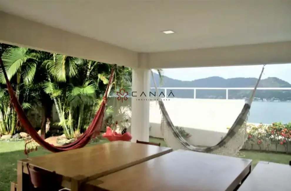 Casa de Condomínio com 5 quartos à venda, 700m2 em Mangaratiba - RJ - imagem 9 Foto 9 de Casa de Condomínio com 5 quartos à venda, 700m2 em Mangaratiba - RJ