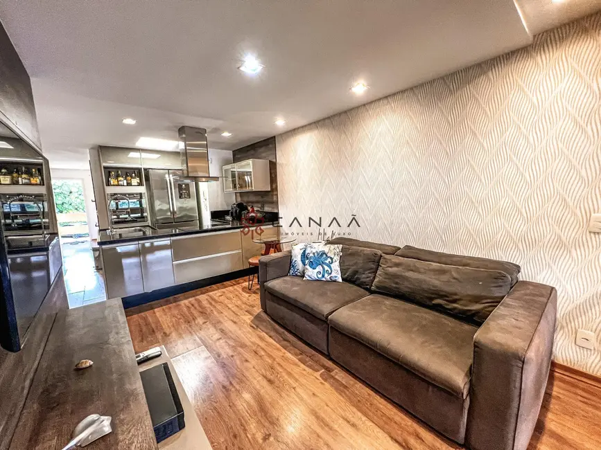 Foto 3 de Cobertura com 2 quartos à venda, 100m2 em Gambôa do Belém (Cunhambebe), Angra Dos Reis - RJ