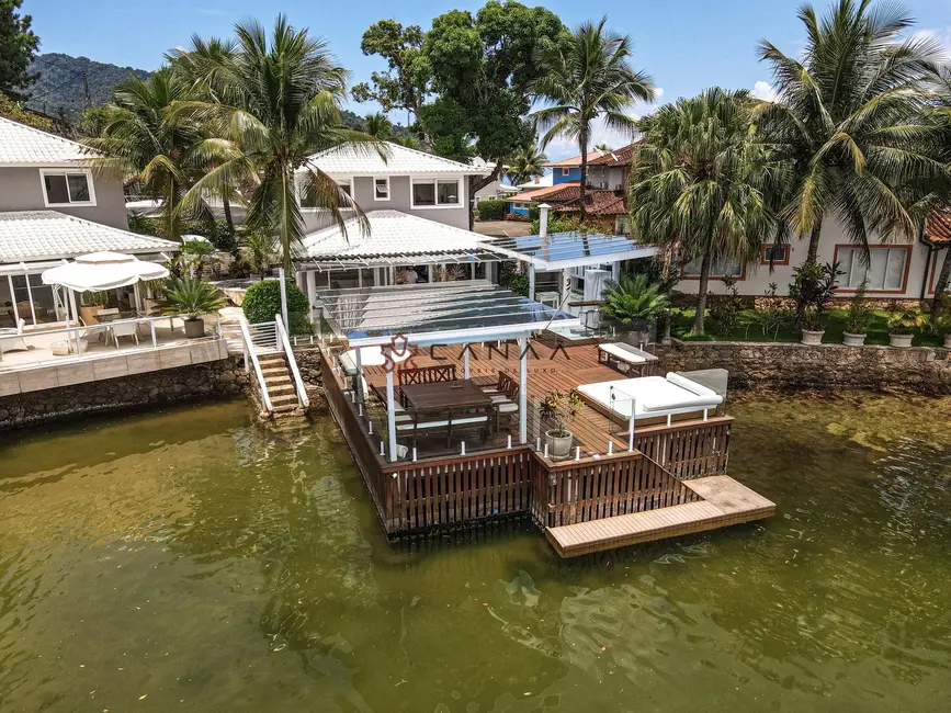 Foto 6 de Casa de Condomínio com 9 quartos à venda, 450m2 em Retiro (Cunhambebe), Angra Dos Reis - RJ