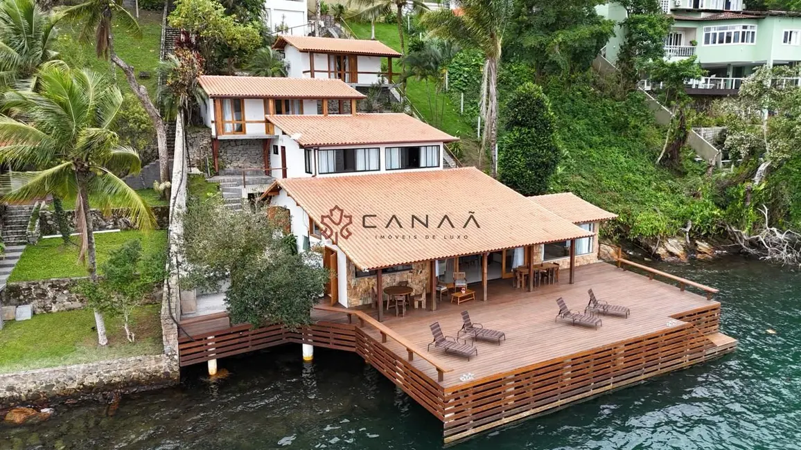 Foto 2 de Casa de Condomínio com 6 quartos à venda, 350m2 em Vila Velha, Angra Dos Reis - RJ