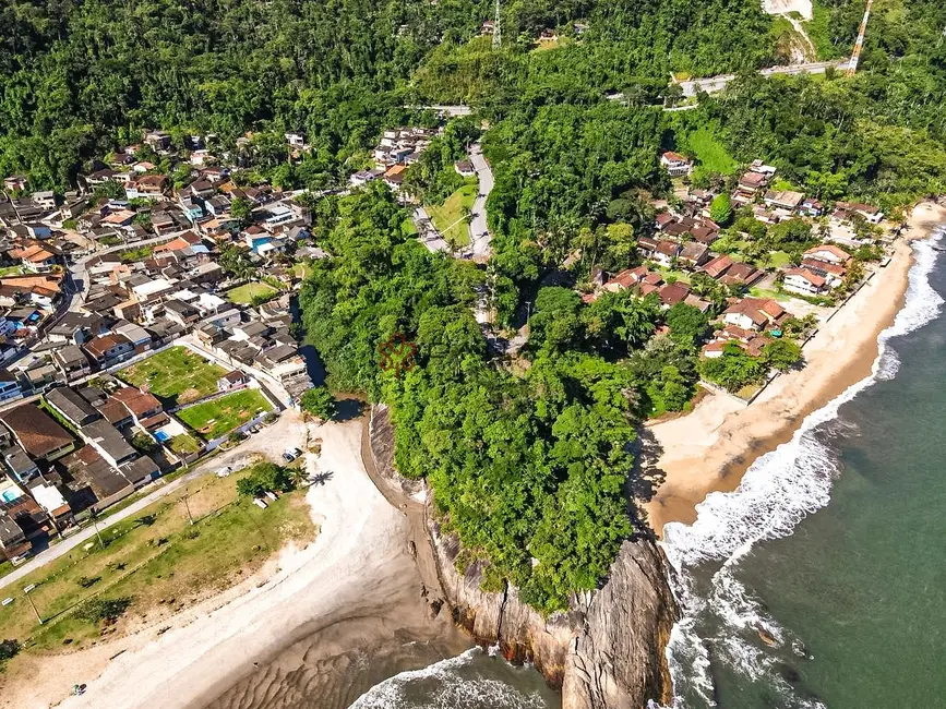 Foto 1 de Terreno / Lote à venda, 16300m2 em Praia das Goiabas (Mambucaba), Angra Dos Reis - RJ