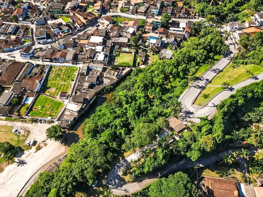 Terreno / Lote à venda, 16300m2 em Praia das Goiabas (Mambucaba), Angra Dos Reis - RJ - imagem 8 Foto 8 de Terreno / Lote à venda, 16300m2 em Praia das Goiabas (Mambucaba), Angra Dos Reis - RJ