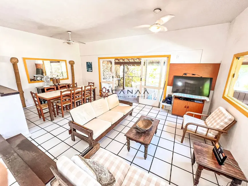 Foto 3 de Casa de Condomínio com 4 quartos à venda, 158m2 em Mangaratiba - RJ