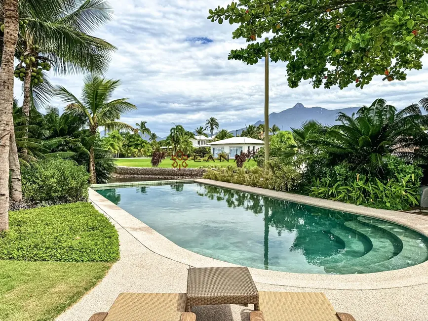 Casa de Condomínio com 10 quartos para alugar, 1300m2 em Bracuí (Cunhambebe), Angra Dos Reis - RJ - imagem 3 Foto 3 de Casa de Condomínio com 10 quartos para alugar, 1300m2 em Bracuí (Cunhambebe), Angra Dos Reis - RJ