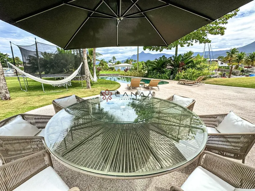 Casa de Condomínio com 10 quartos para alugar, 1300m2 em Bracuí (Cunhambebe), Angra Dos Reis - RJ - imagem 6 Foto 6 de Casa de Condomínio com 10 quartos para alugar, 1300m2 em Bracuí (Cunhambebe), Angra Dos Reis - RJ