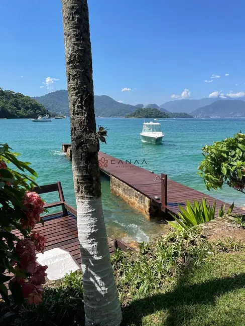 Foto 3 de Casa com 4 quartos à venda, 300m2 em Angra Dos Reis - RJ