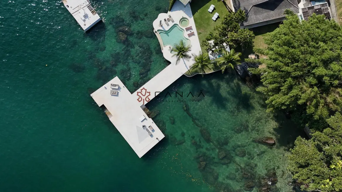 Casa com 5 quartos à venda, 500m2 em Vila Velha, Angra Dos Reis - RJ - imagem 5 Foto 5 de Casa com 5 quartos à venda, 500m2 em Vila Velha, Angra Dos Reis - RJ