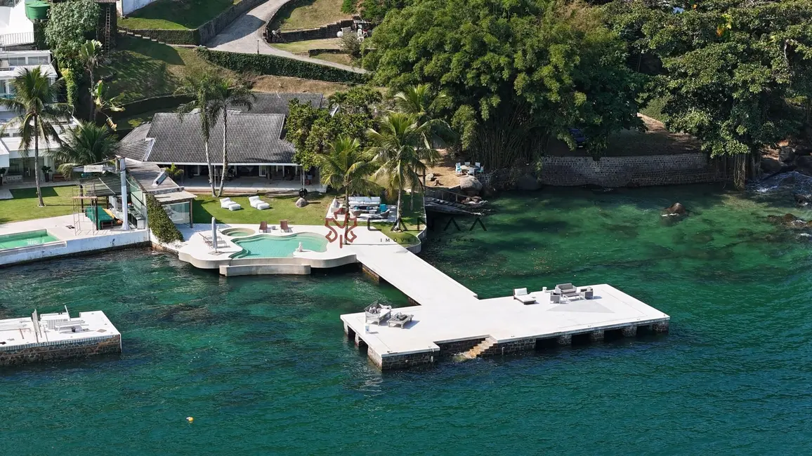 Casa com 5 quartos à venda, 500m2 em Vila Velha, Angra Dos Reis - RJ - imagem 6 Foto 6 de Casa com 5 quartos à venda, 500m2 em Vila Velha, Angra Dos Reis - RJ