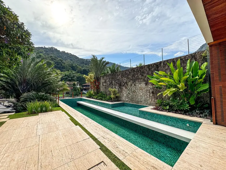 Foto 18 de Casa de Condomínio com 5 quartos para alugar, 500m2 em Portogalo, Angra Dos Reis - RJ