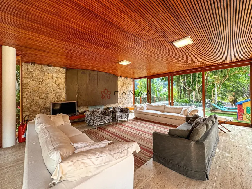 Foto 32 de Casa de Condomínio com 5 quartos para alugar, 500m2 em Portogalo, Angra Dos Reis - RJ